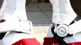 是用作“來錢快”的房地產開發，還是用來支持實體經濟？一塊300畝土地的價值考量