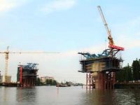 嘉定 ，滬通鐵路關鍵節點：太安特大橋跨瀏河連續梁即將合攏