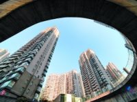 中介霸氣稱“幫搞定100萬首付” 消費貸款違規大量流入樓市