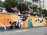 上海這條60歲老馬路換上“高級定制”，200米手繪墻讓街區更富人情味