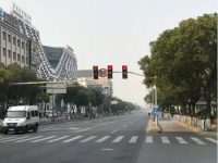 上海吳中路建8公里公交專用道 從閔行去徐匯更便捷 上海吳中路建8公里公交專用道 從閔行去徐匯更便捷