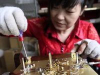 松江 | 30年創下一個又一個傳奇，這家企業立志站上世界制鐘業頂峰