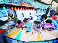 老舊小區變“童話世界” 老舊小區變“童話世界”