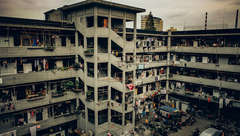 上海有座古羅馬斗獸場般的居民樓，一家吵架整個樓都知道