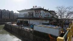 松江 | 秀野橋農貿市場春節前啟動搬遷，3000余平方米違法建筑已完成整治