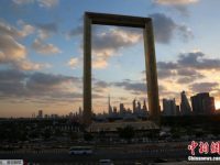 真的“金拱門” 迪拜斥資3億元打造新地標