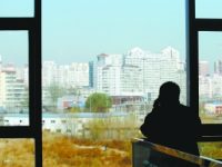 中小房企淚別地產 樓市整合提速