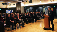 當美國硅谷遇到“上海硅谷”:楊浦區委書記帶隊,20家企業組團為海外人才送去招賢帖 當美國硅谷遇到“上海硅谷”:楊浦區委書記帶隊,20家企業組團為海外人才送去招賢帖