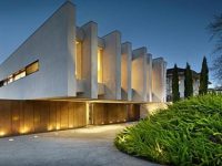 深圳新房均價連續18個月下降 豪宅入市卻遭搶購