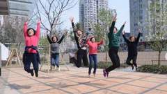 “藍線內”拆違,這個街道把河道邊的臟亂差地塊,變成居民自家后花園的景觀水岸 “藍線內”拆違,這個街道把河道邊的臟亂差地塊,變成居民自家后花園的景觀水岸