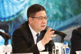 綠城加碼輕資產“燙平”調控 曹舟南稱“大節點已到”