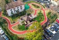 既要享受“熟人社區”的安心實惠，又希望生活設施越來越好，這個老社區找到了破題之道