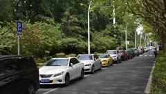 幫助醫院騰出100個車位，方便患者就醫停車，寶山這個街道如何做到？