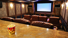 人氣頗旺的私人影院沒有許可證?黃浦區探索為私人影院經營備案 人氣頗旺的私人影院沒有許可證?黃浦區探索為私人影院經營備案