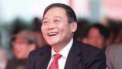 上海大叔自己創業成了“拖鞋大王”，還做火了一份慈善事業