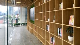 碼頭玻璃船艙、水岸生態亭廊…楊浦濱江新開的黨建服務站有這么多“打開方式”