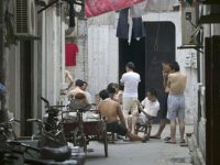 石庫門里，那些漫長的苦夏與樂夏