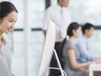 線上線下都能找到政府辦事，上海打響“一網通辦”品牌，推進業務流程革命性再造