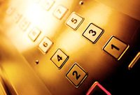 虹口區今年第一臺老房加裝電梯開工,一樓居民竟是項目“名譽顧問” 虹口區今年第一臺老房加裝電梯開工,一樓居民竟是項目“名譽顧問”