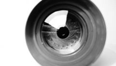 虹口區向8個街道派出監察辦公室，將監察職能向“神經末梢”延伸