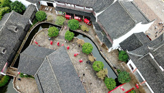 今后到楓涇古鎮,市民將可欣賞到一場《吳越春秋》大型沉浸式演出 今后到楓涇古鎮,市民將可欣賞到一場《吳越春秋》大型沉浸式演出