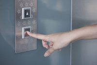 老房裝電梯有多難?上海首個加裝電梯事務所成立半年來,遇到一系列“意想不到” 老房裝電梯有多難?上海首個加裝電梯事務所成立半年來,遇到一系列“意想不到”