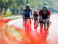 IRONMAN70.3在崇明明珠湖上演,這項國際賽事竟能兜轉生態島秋日美景! IRONMAN70.3在崇明明珠湖上演,這項國際賽事竟能兜轉生態島秋日美景!