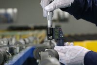 科學家研發0.12毫米玻璃，帶領“中國玻璃”登頂世界