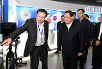 加快推動新興產業培育發展、形成充滿生機創新企業集群，李強書記走了這些企業