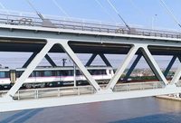 上海這條軌交線打破常規：選擇了從橋上過江！