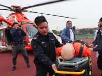 上海舉行航空醫療救援聯合演練,參與救援直升機價值1.35億元 上海舉行航空醫療救援聯合演練,參與救援直升機價值1.35億元