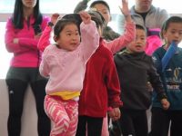 “基礎體能”成家長新寵,花錢讓孩子在校外學“跑、跳、投”真的值得嗎? “基礎體能”成家長新寵,花錢讓孩子在校外學“跑、跳、投”真的值得嗎?