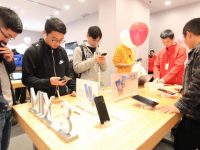 國產手機年底集中發新品,這一次絕對不是跟隨者 國產手機年底集中發新品,這一次絕對不是跟隨者