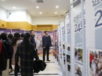 “假如給我24小時黑暗!”她們體驗盲人買早飯坐電梯聽講座,這門課在校外上了一整天 “假如給我24小時黑暗!”她們體驗盲人買早飯坐電梯聽講座,這門課在校外上了一整天