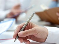 讓相爭的兄弟回歸理性，讓失智老人確保了利益……舊改背后還有這些故事