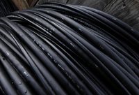 主干道架空線能入地，老小區的架空線誰來管？