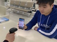 “沒帶證件辦不了”,窗口一句話幾小時隊白排了?奉賢實現近300個事項不帶證也能辦 “沒帶證件辦不了”,窗口一句話幾小時隊白排了?奉賢實現近300個事項不帶證也能辦