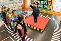 馬路上列隊通行最多幾人？10萬張交通安全考卷傳播的交通“冷知識”提升安全意識