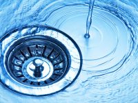 “年近六旬”水管獲新生:上海試點輸水管道“微創手術”,避免路面開膛破肚 “年近六旬”水管獲新生:上海試點輸水管道“微創手術”,避免路面開膛破肚