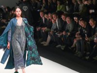 用回收的舊衣服設計時裝,東華大學的畢業生設計你能接受? 用回收的舊衣服設計時裝,東華大學的畢業生設計你能接受?