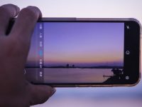 能10倍光學混合變焦,能分辨口紅色號……這些到底是新手機還是新相機? 能10倍光學混合變焦,能分辨口紅色號……這些到底是新手機還是新相機?