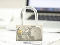 上海小微出口企業再也不用擔心外方拖欠貨款了，這是怎么回事？