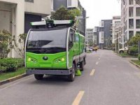 上海無人駕駛清掃車開到德國港口 上海無人駕駛清掃車開到德國港口