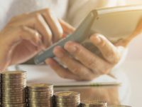 國務院：6月起，對社區養老、托幼、家政服務業免征增值稅