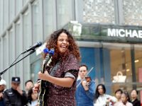 這幾天，上海靜安區的咖啡里，都飄散著爵士的味道