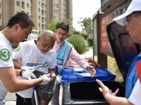 一個“社區環保花園”一年可消化4000公斤濕垃圾?318國道“起點鎮”有了新探索 一個“社區環保花園”一年可消化4000公斤濕垃圾?318國道“起點鎮”有了新探索