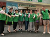 老社區有一群經過“嚴苛訓練”的僑友志愿者：他們把“洋習慣”變成垃圾分類“新時尚”