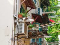 肇事難追溯,查到難約束,約束易反彈……居民區高空拋物“三癥結”怎么破 肇事難追溯,查到難約束,約束易反彈……居民區高空拋物“三癥結”怎么破