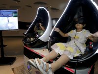 上海科學之夜：人工智能機器狗、垃圾分類VR吸引親子