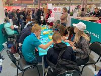 換徽章、拼模型、品咖啡……這項將在上海舉辦的世界級大賽成了大Party